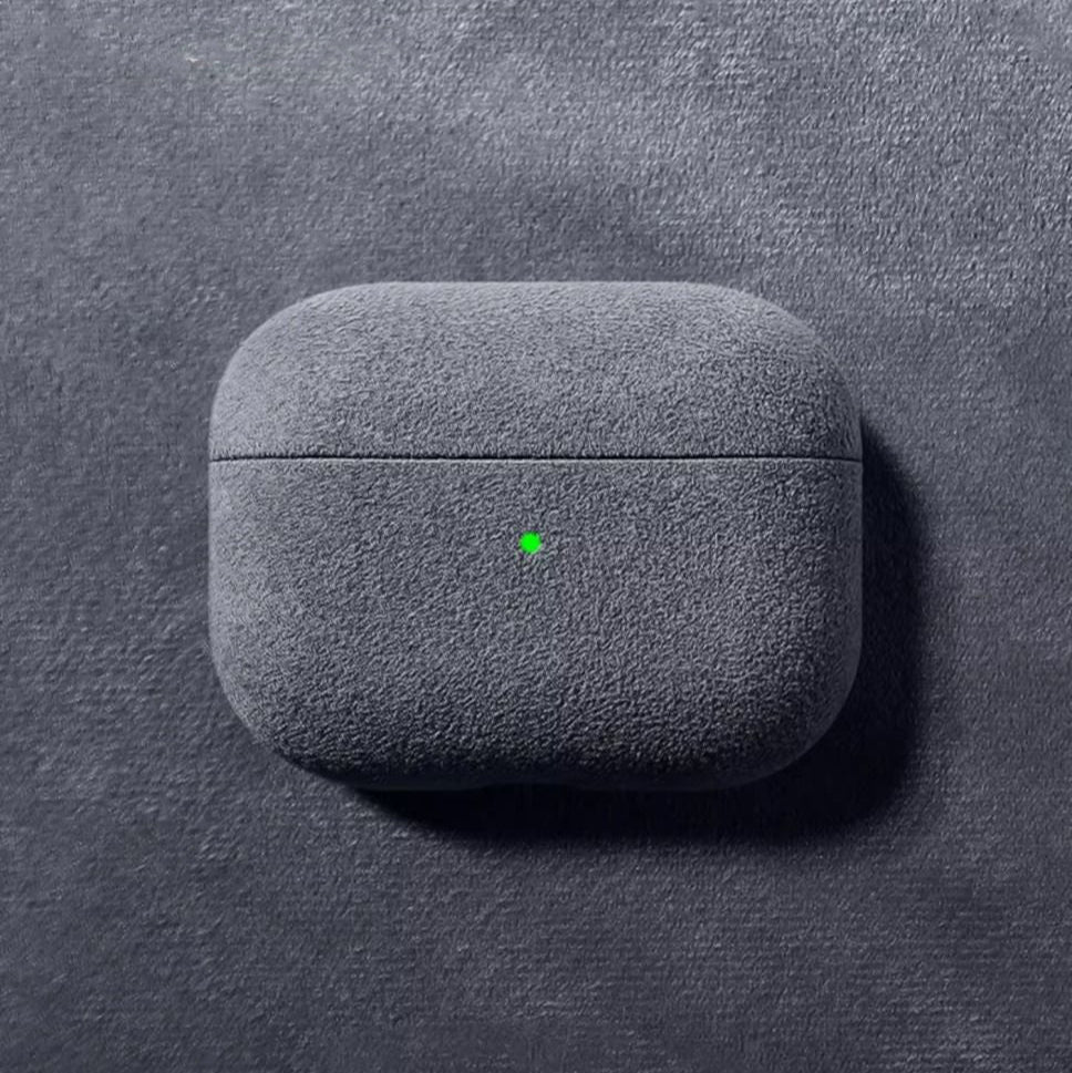 AirPods Alcantara Case – Space Grey